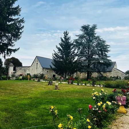 Chateau De La Thibaudiere - De Madame De Savary *