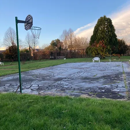 Chateau De La Thibaudiere - De Madame De Savary *